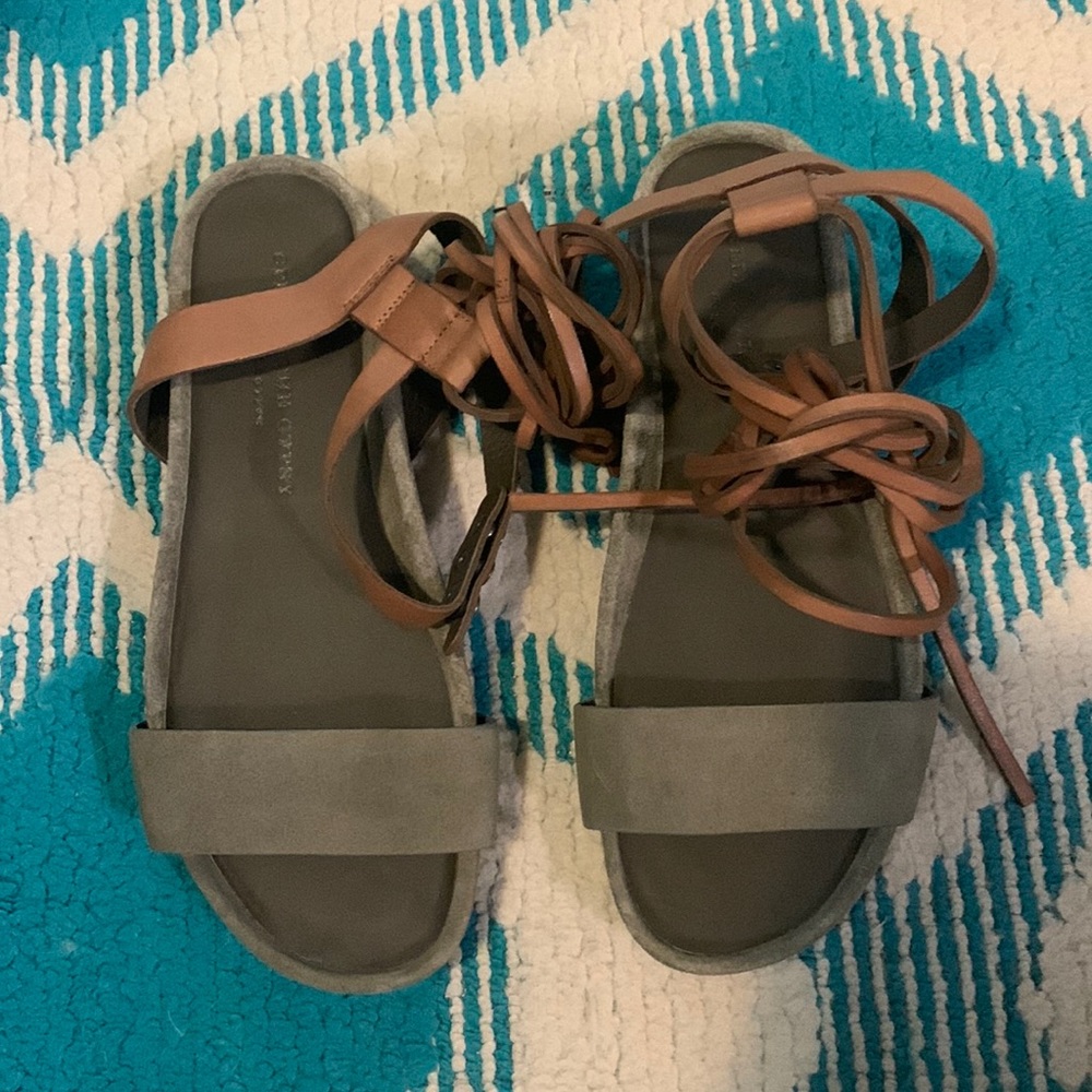 Spell - Picture 2 of 5